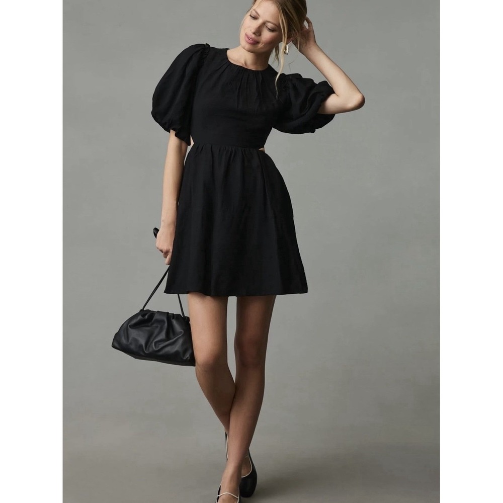 Moon River Black Puff-Sleeve Open Back Mini Dress Size L